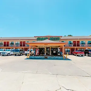 Summer Breeze Motel Upper Grand Lagoon